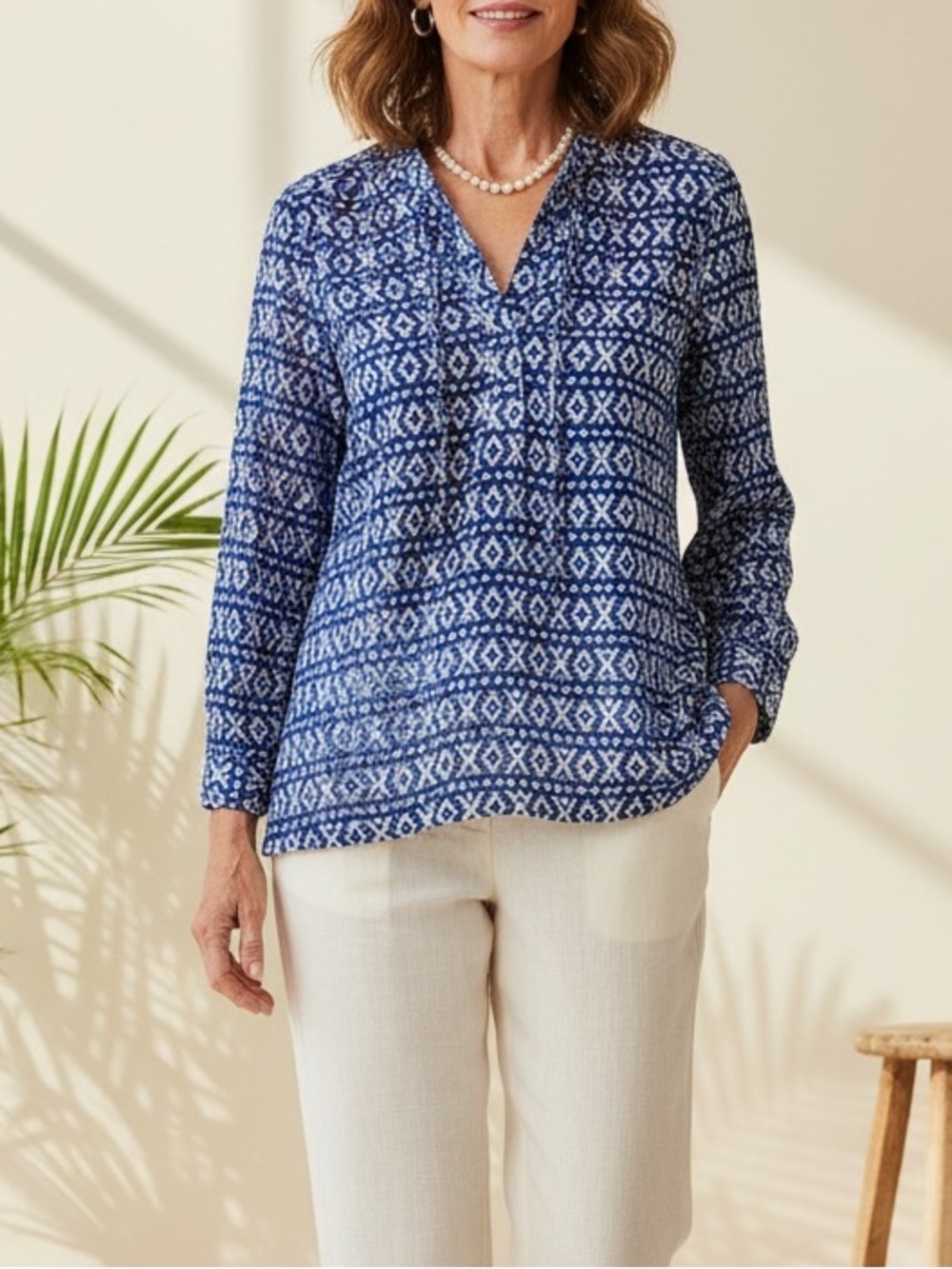 Chico’s Blue White Geo Ikat Sheer Tunic Blouse Size 1 (M/8–10)
